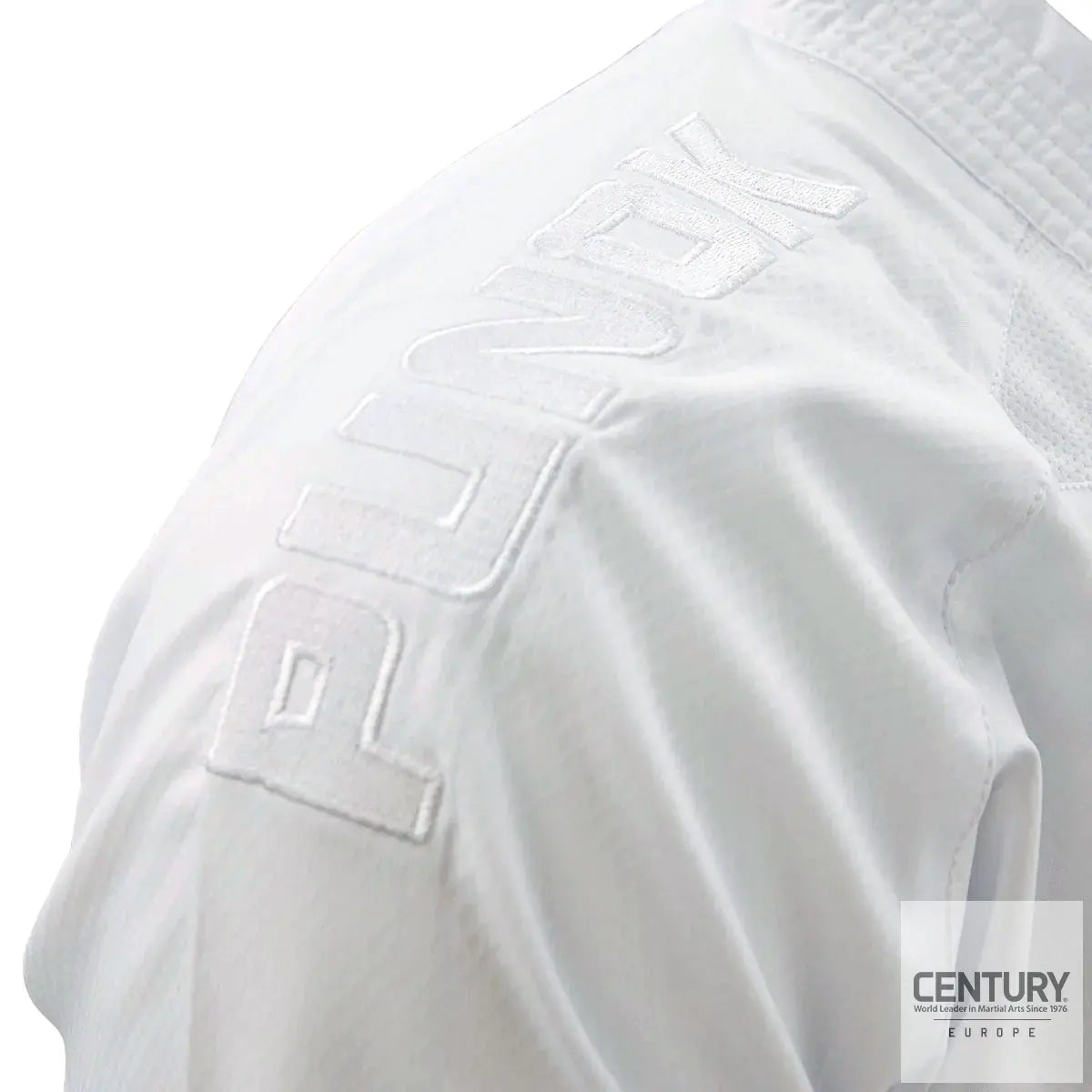 Punok WKF Kumite Gi white Schoulder